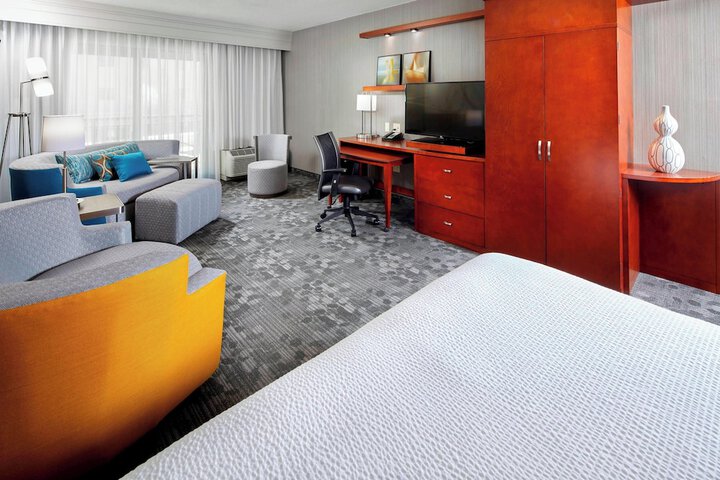 Room 26 of 32