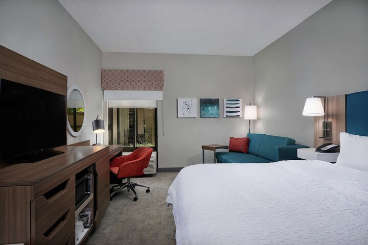 Room 22 of 42