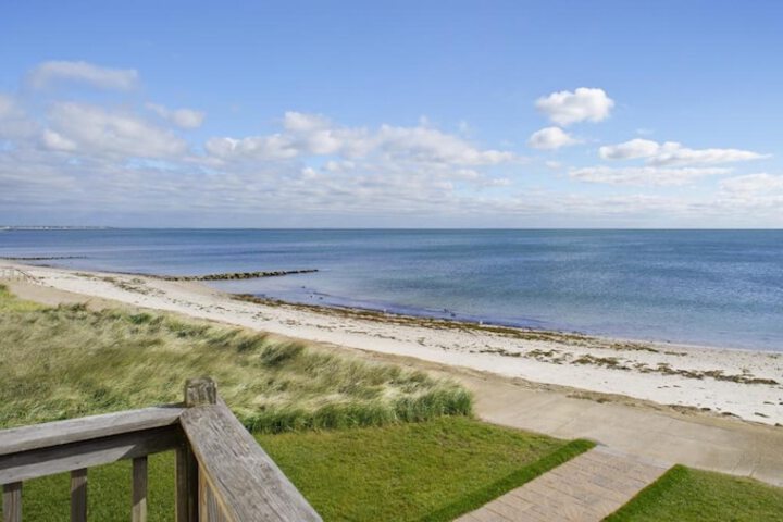 Ocean Mist Beach Hotel & Suites