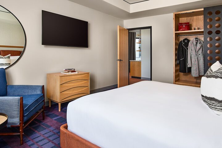 The Rally Hotel at McGregor Square