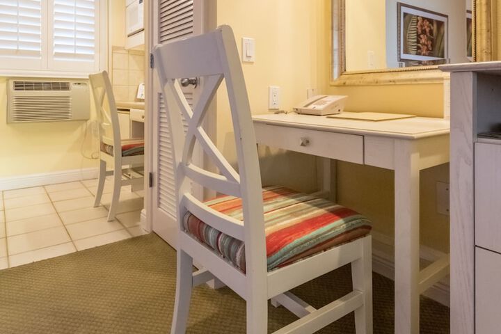 Room 85 of 145