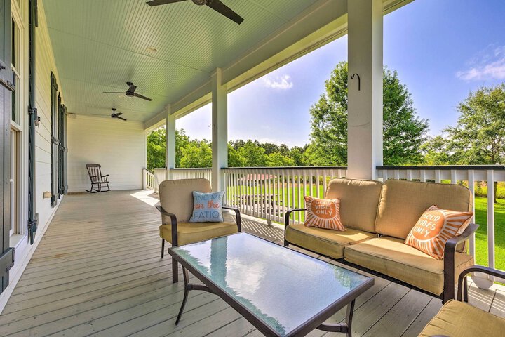 Bright Waveland Home - Walk to Beach Access!