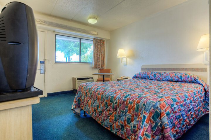 Room 36 of 47