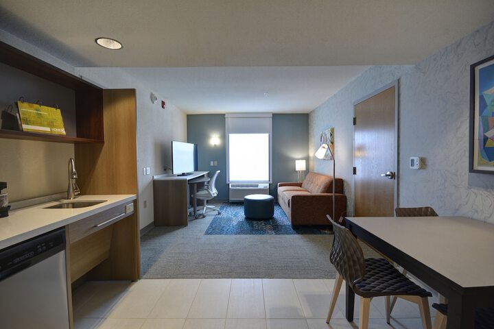 Home2 Suites by Hilton Portland Airport