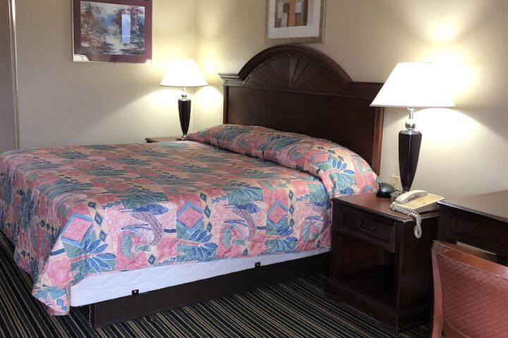 Room 18 of 43