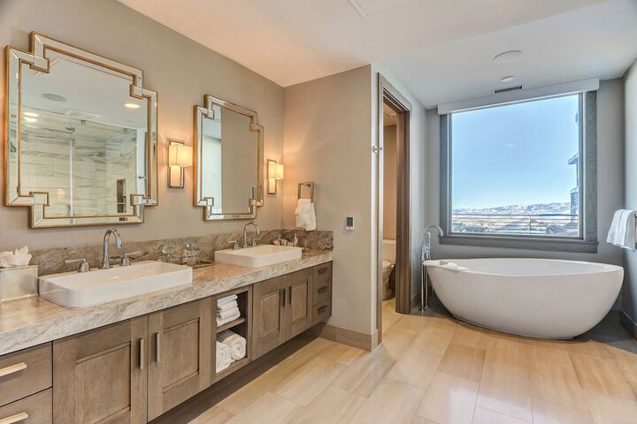 Room 205 of 306