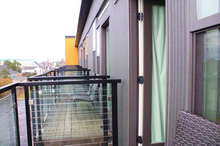 SaltLine Hotel