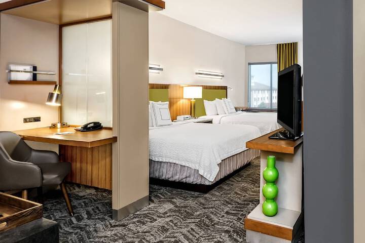 Room 14 of 20