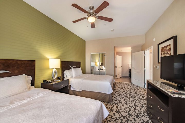 Homewood Suites by Hilton Oxnard / Camarillo