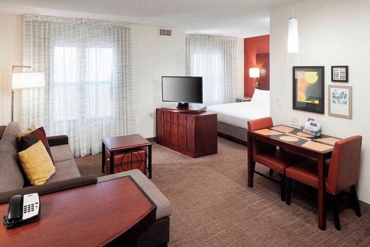 Room 32 of 52