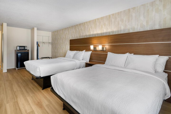 Baldwin Inn & Suites SureStay Collection by Best Western