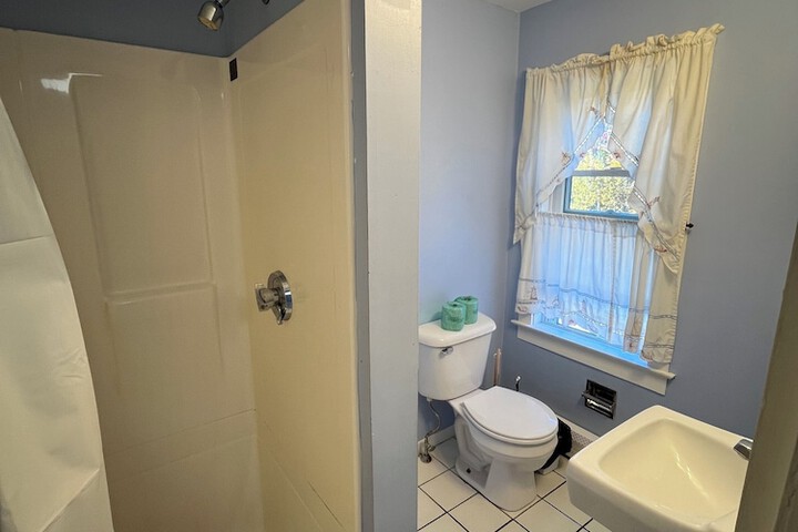 Beau Rivage Motel