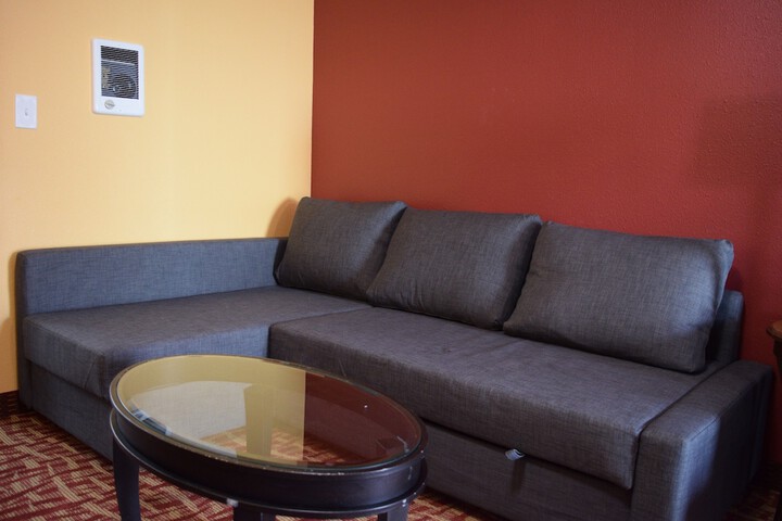 Room 15 of 65