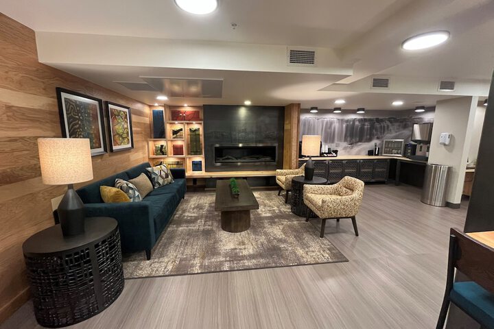 Hotel Interior 11 of 33