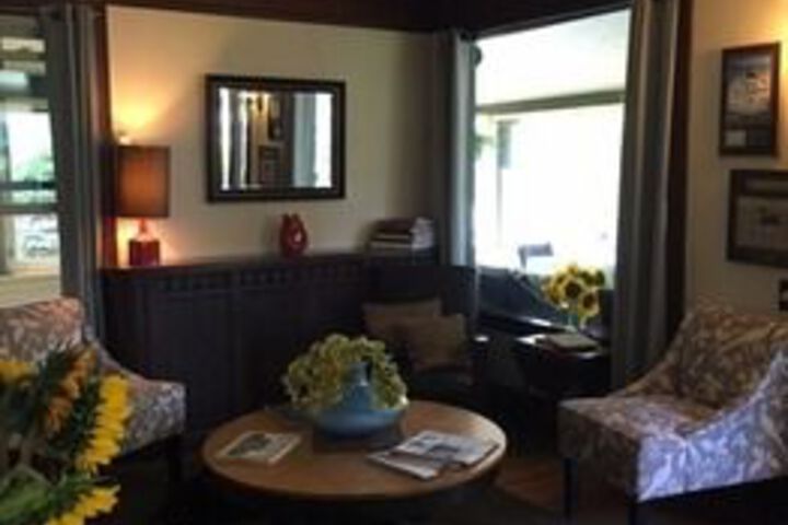 The Oxford House Inn