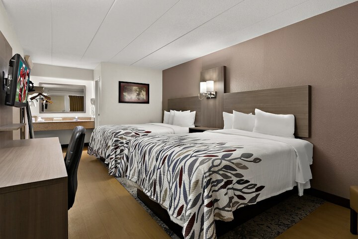 Room 18 of 35