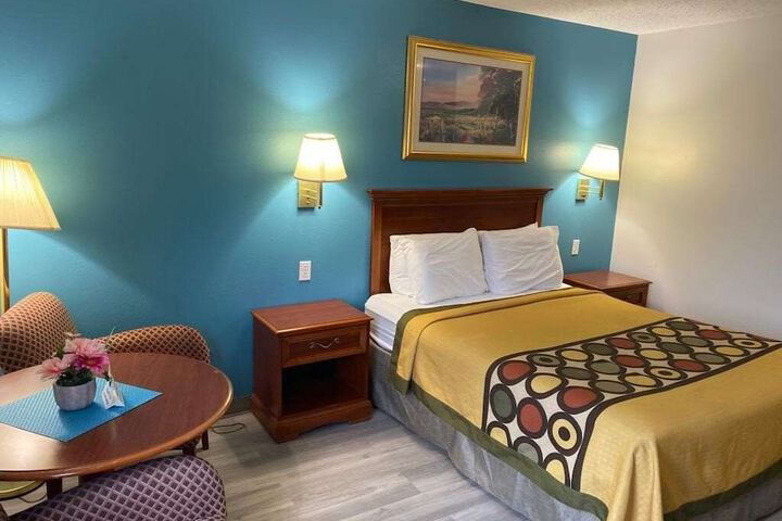Americas Best Value Inn West Frankfort