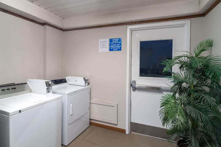 Room 7 of 26