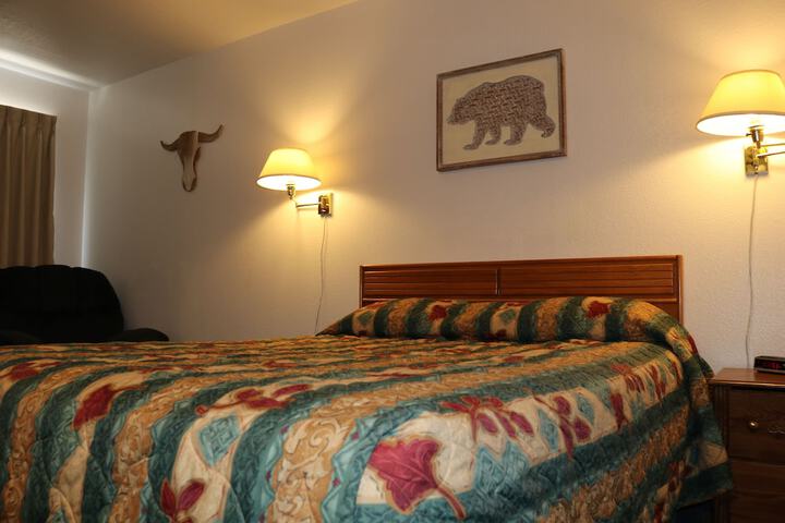 Room 11 of 29