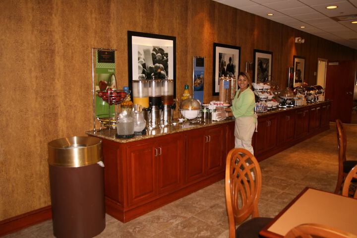 Dining 42 of 47