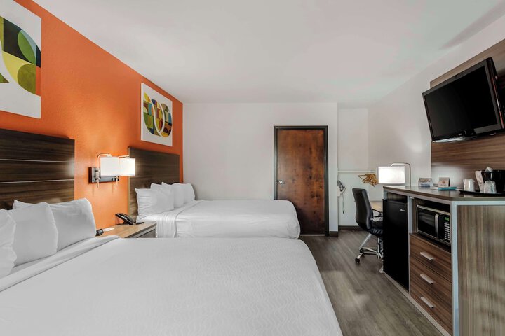 Room 21 of 51