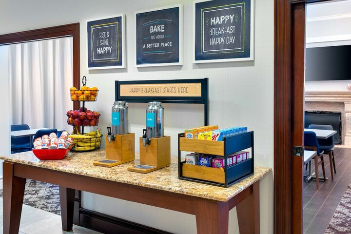 Hampton Inn & Suites Hartford / Farmington