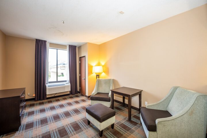 Room 50 of 105