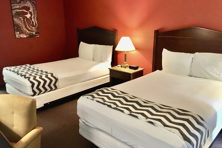 RIVER ROCK INN