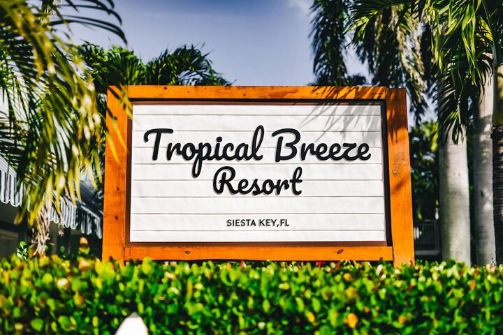 Tropical Breeze Resort