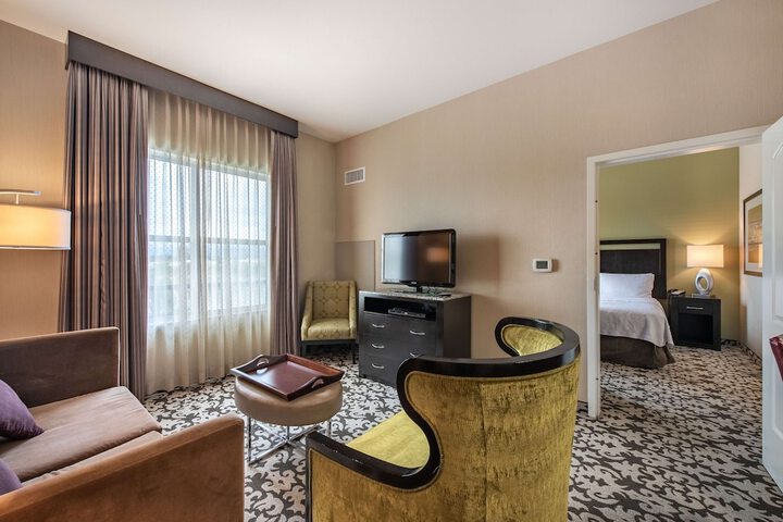 Homewood Suites by Hilton Oxnard / Camarillo