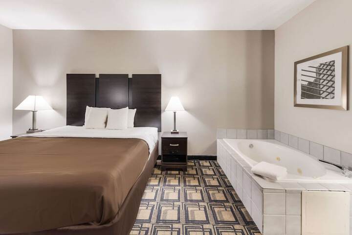 Room 47 of 60