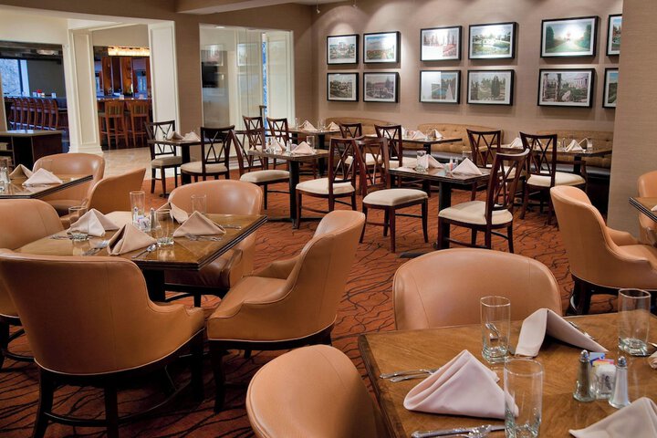 Dining 54 of 72
