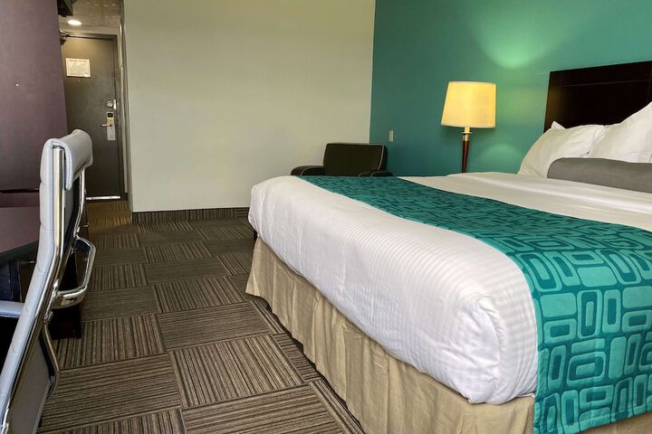 Room 56 of 95