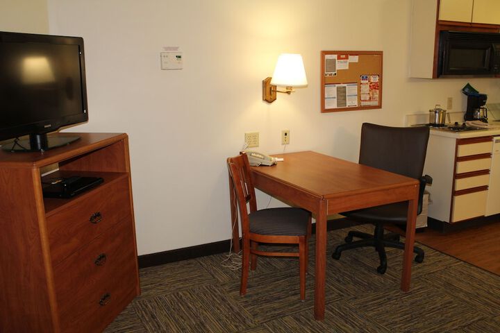 Room 36 of 42