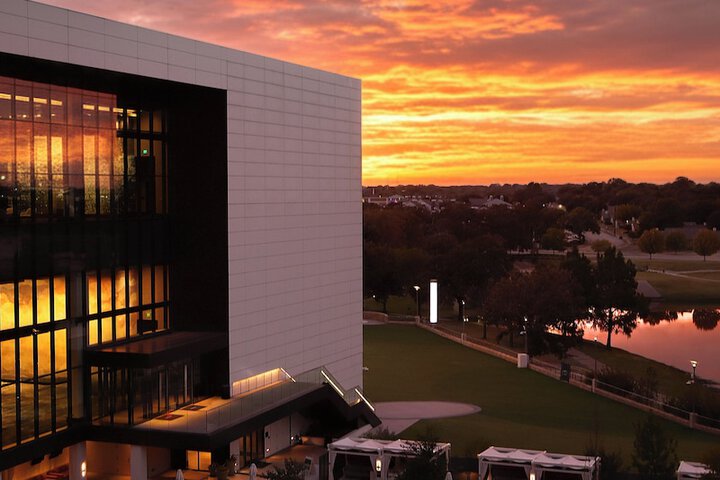 Loews Arlington