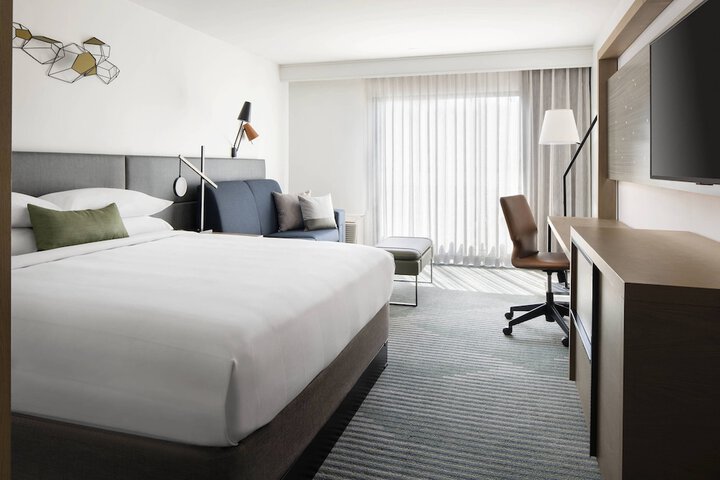 Room 37 of 108