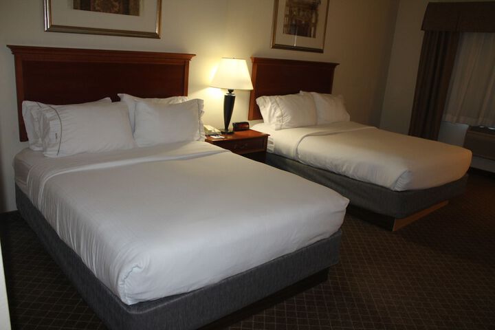 Room 20 of 34