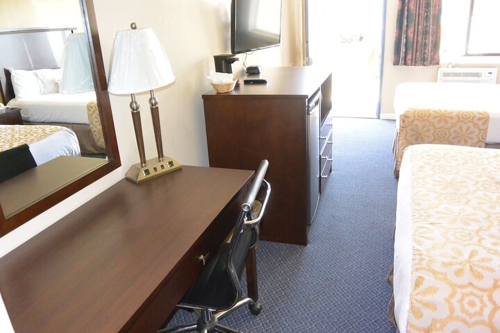 Room 54 of 60