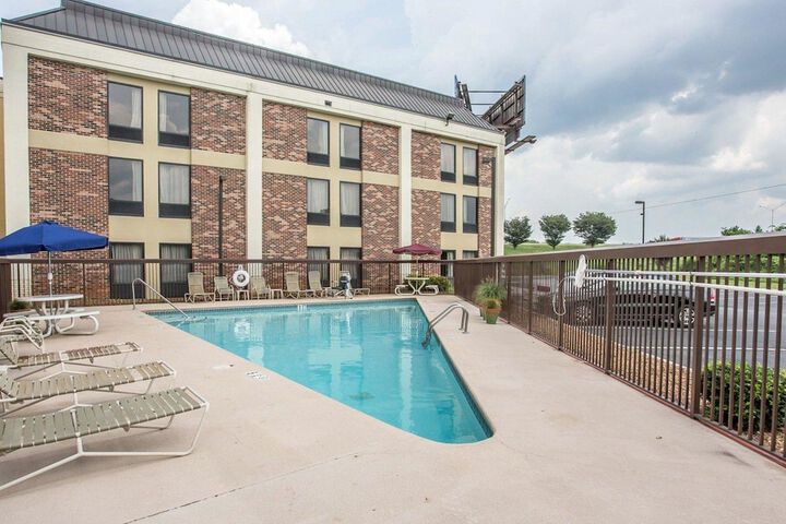 Pool 5 of 50