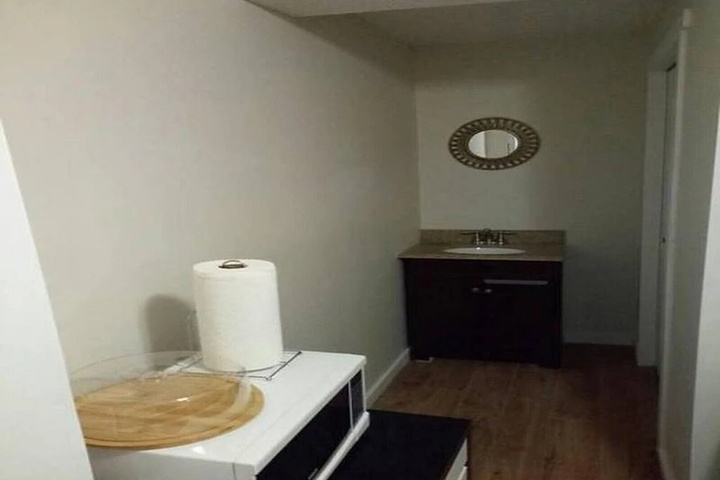 Beautiful Furnished Basement Suite in Airdrie