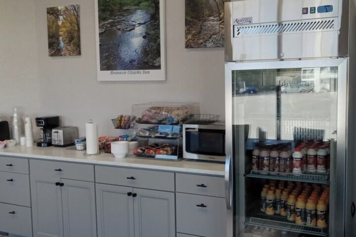 Breakfast/Coffee Service 41 of 41