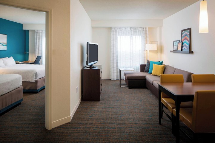 Room 19 of 43