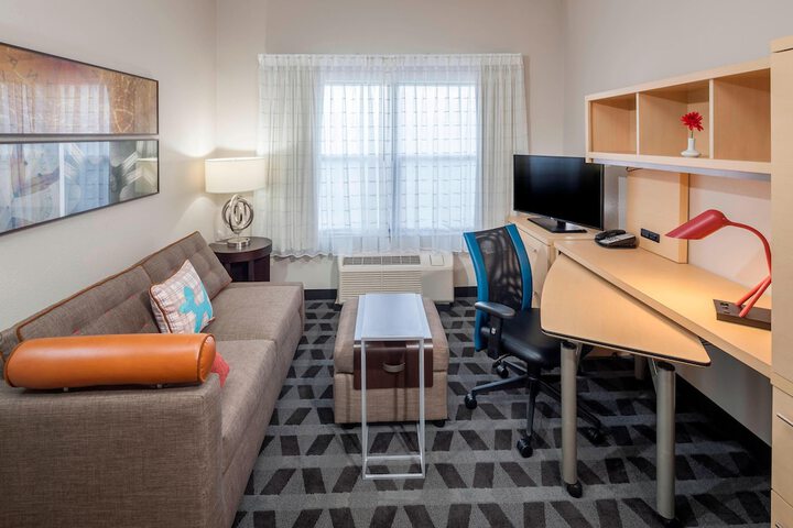 Room 14 of 29