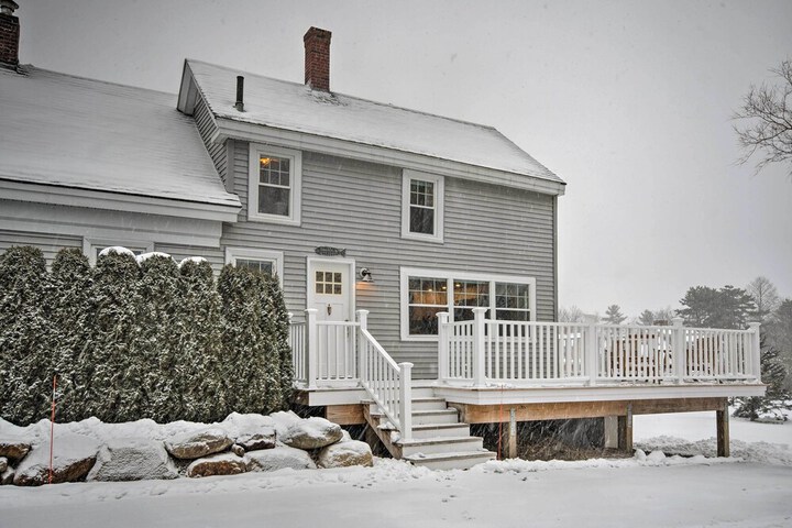 Rockland Home w / Deck 5 Mins to Historic Downtown!