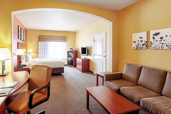 Room 19 of 42