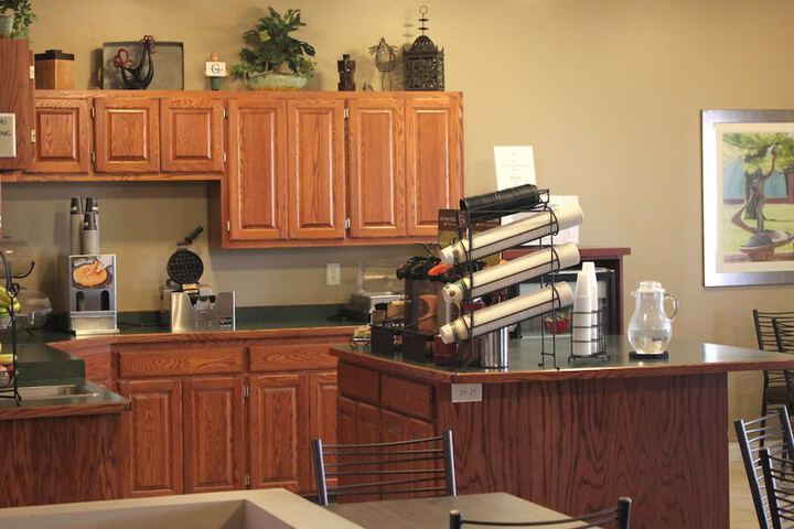 GrandStay Hotel & Suites