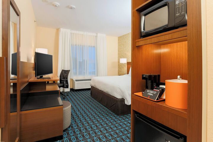 Room 19 of 46