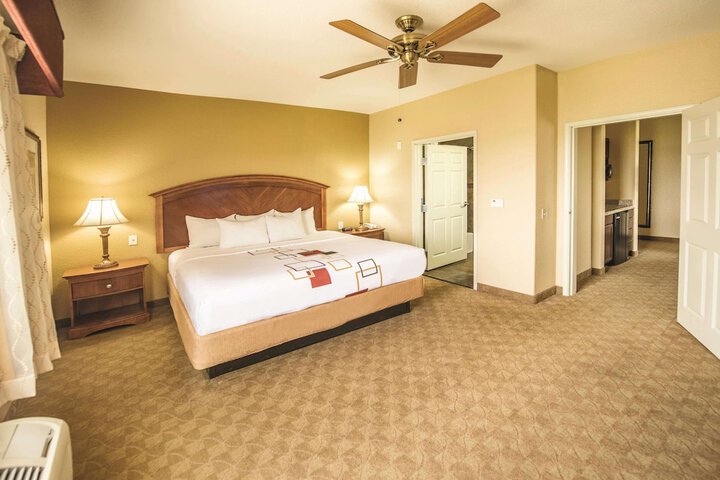 Room 51 of 100