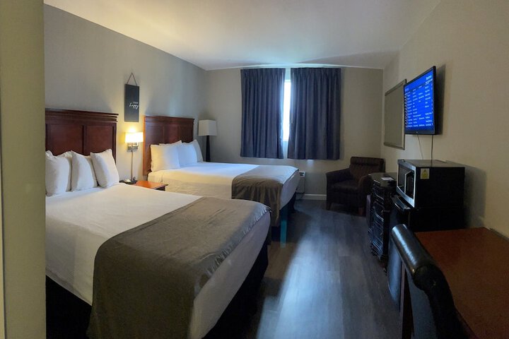 Carolina Pine Inn