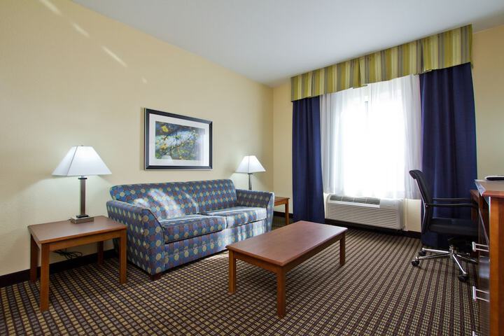 Room 19 of 53